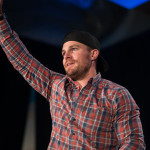 Stephen Amell Chicago Comic Con 2015 Panel 3